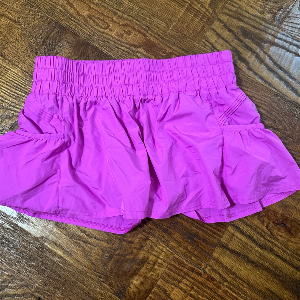 Stylish Fuchsia Women's Skorts